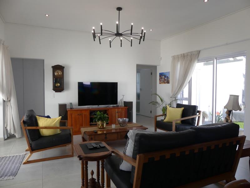 3 Bedroom Property for Sale in Lampiesbaai Western Cape